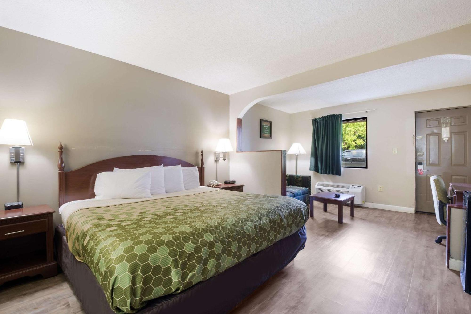 Econo Lodge Inn & Suites East Knoxville Exterior foto