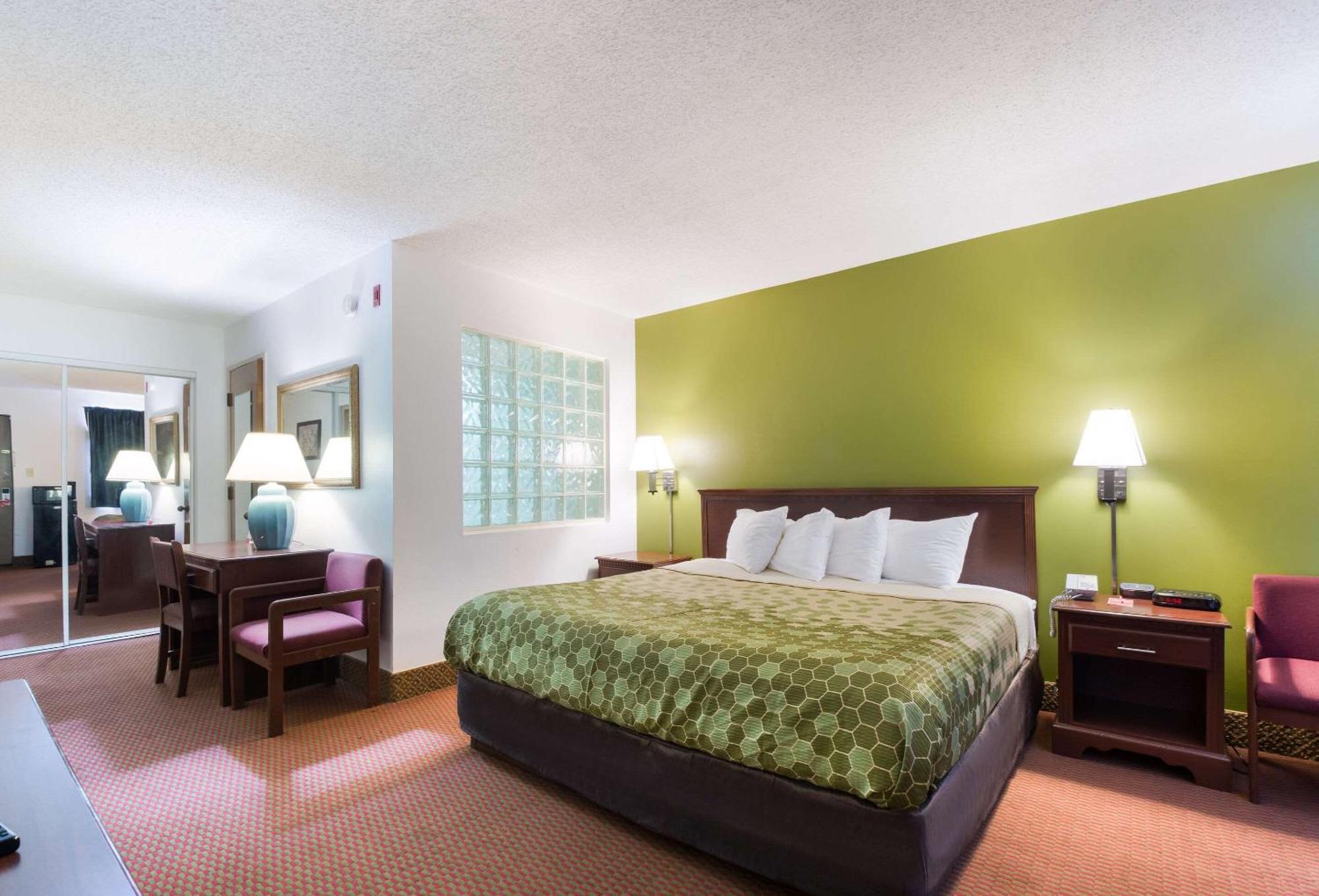 Econo Lodge Inn & Suites East Knoxville Exterior foto