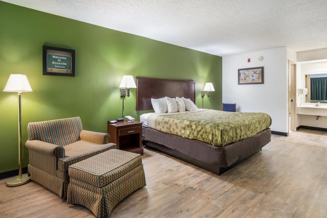 Econo Lodge Inn & Suites East Knoxville Exterior foto